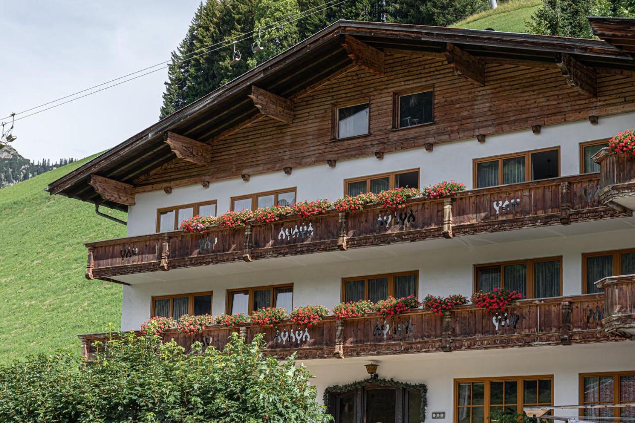 Landhaus Panorama Berwang Exteriör bild